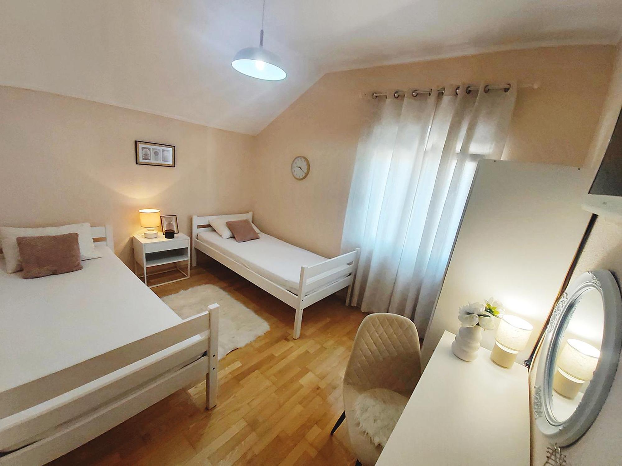 Zara Apartment With Terrace Near Old Town Mostar Exterior foto
